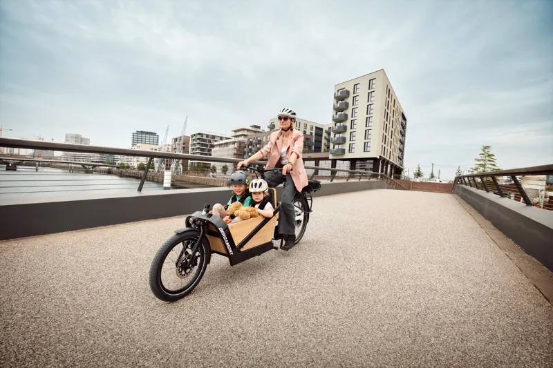 2021 Bergamont E-Cargoville LJ Edition Electric Cargo Bike in White-4