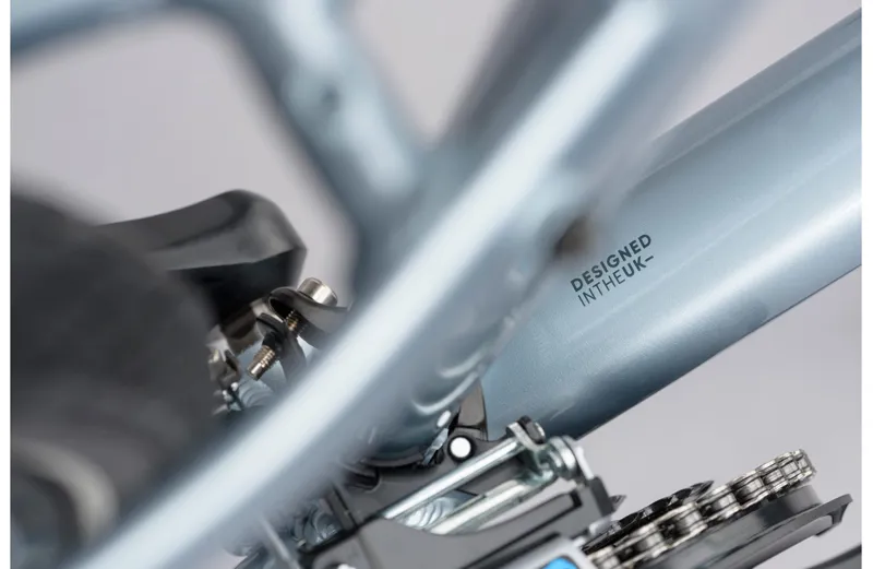 Ridegeback Vanteo Hybrid Bike in Blue -9