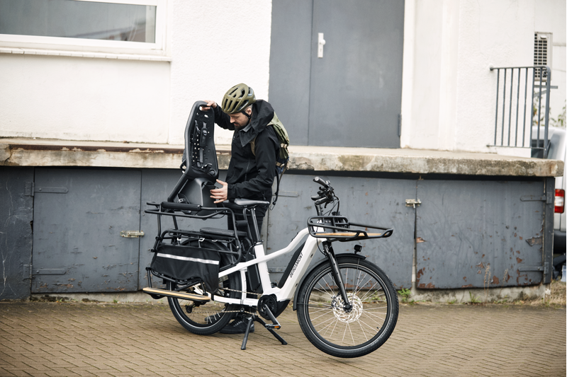 Bergamont E-Cargoville LT Expert Family Edition-1