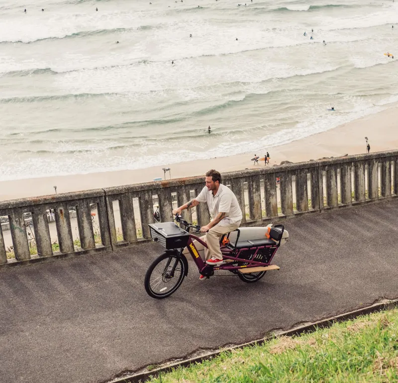 Yuba Spicy Curry Longtail Electric Cargo Bike Very Berry-3