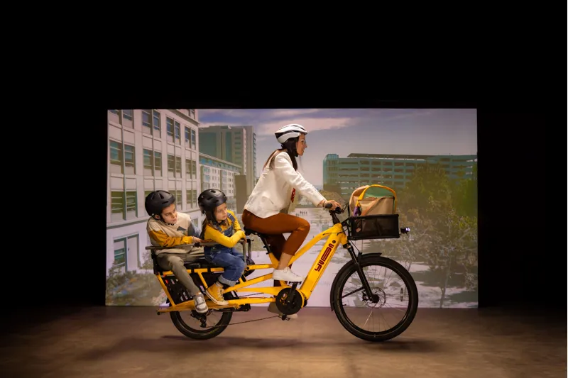 Yuba Spicy Curry Longtail Electric Cargo Bike Hello Yellow-3