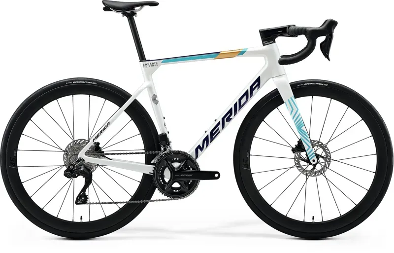 Merida Scultura 6000 Road Bike in Teal/Pearl Team